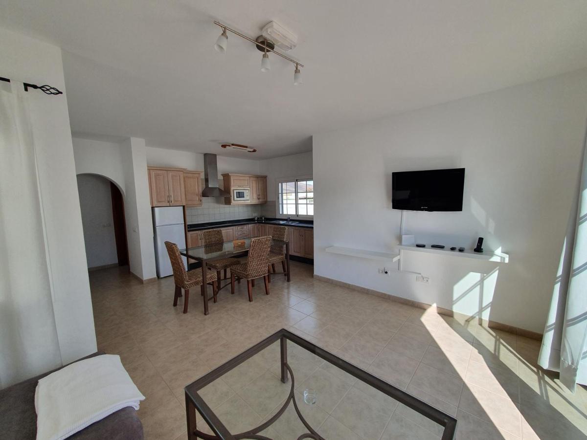 Apartamentos Graciosamar Калета-де-Себо Экстерьер фото